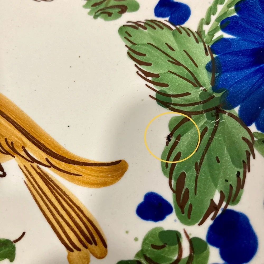 Majolica Wall Hanging 12 1/4” Bird & Flowers Hand Painted El Caballo Cojo Madrid